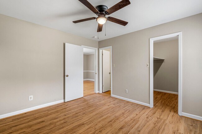 Building Photo - Large Renovated Ranch Home, Two Kitchens & Two Living Areas, Hardwood Flooring, Deck, Fenced!