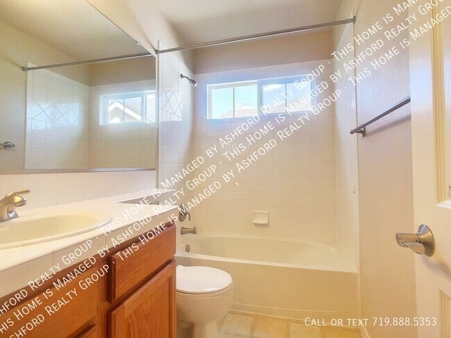 Building Photo - 9931 Red Sage Dr