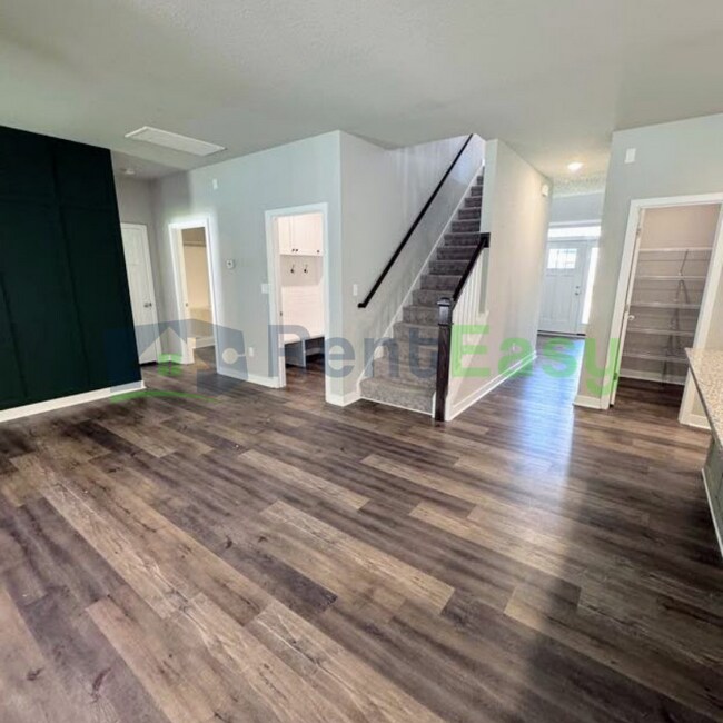 Building Photo - 3829 Longhill Arch