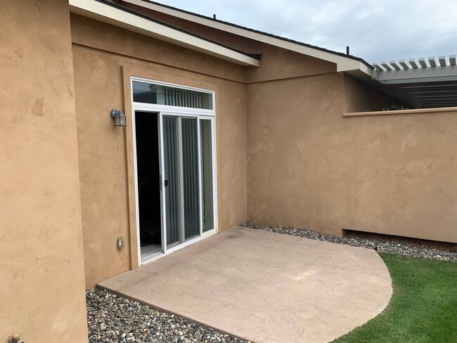 Building Photo - 9406 Majestia Ln