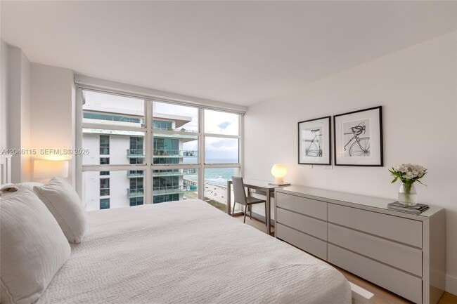 Building Photo - 5757 Collins Ave