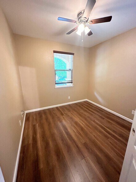 Building Photo - 5254 Moonlit Bay Way