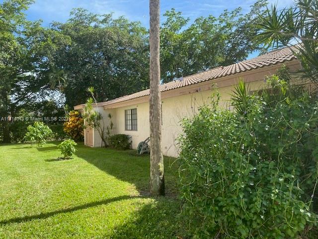 Building Photo - 12024 Royal Palm Blvd