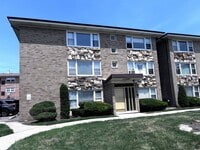 Building Photo - 3170 W Meadow Ln Dr