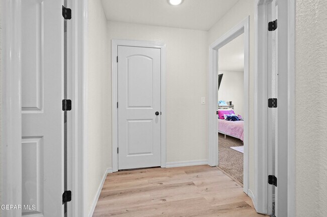 Building Photo - 2812 Tierra De Moyo Pl