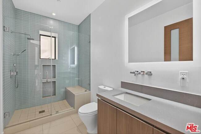 Building Photo - 17816 Porto Marina Way