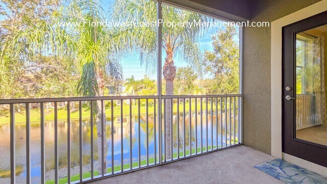 Building Photo - MOVE IN READY! OUTSTANDING UNFURNISHED CONDO IN STONEHAVEN SARASOTA!