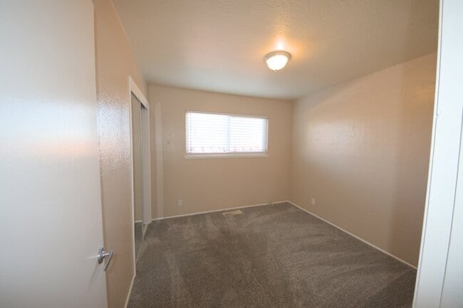 Building Photo - Pittsburg 3 bed/2 bath single family house for rent