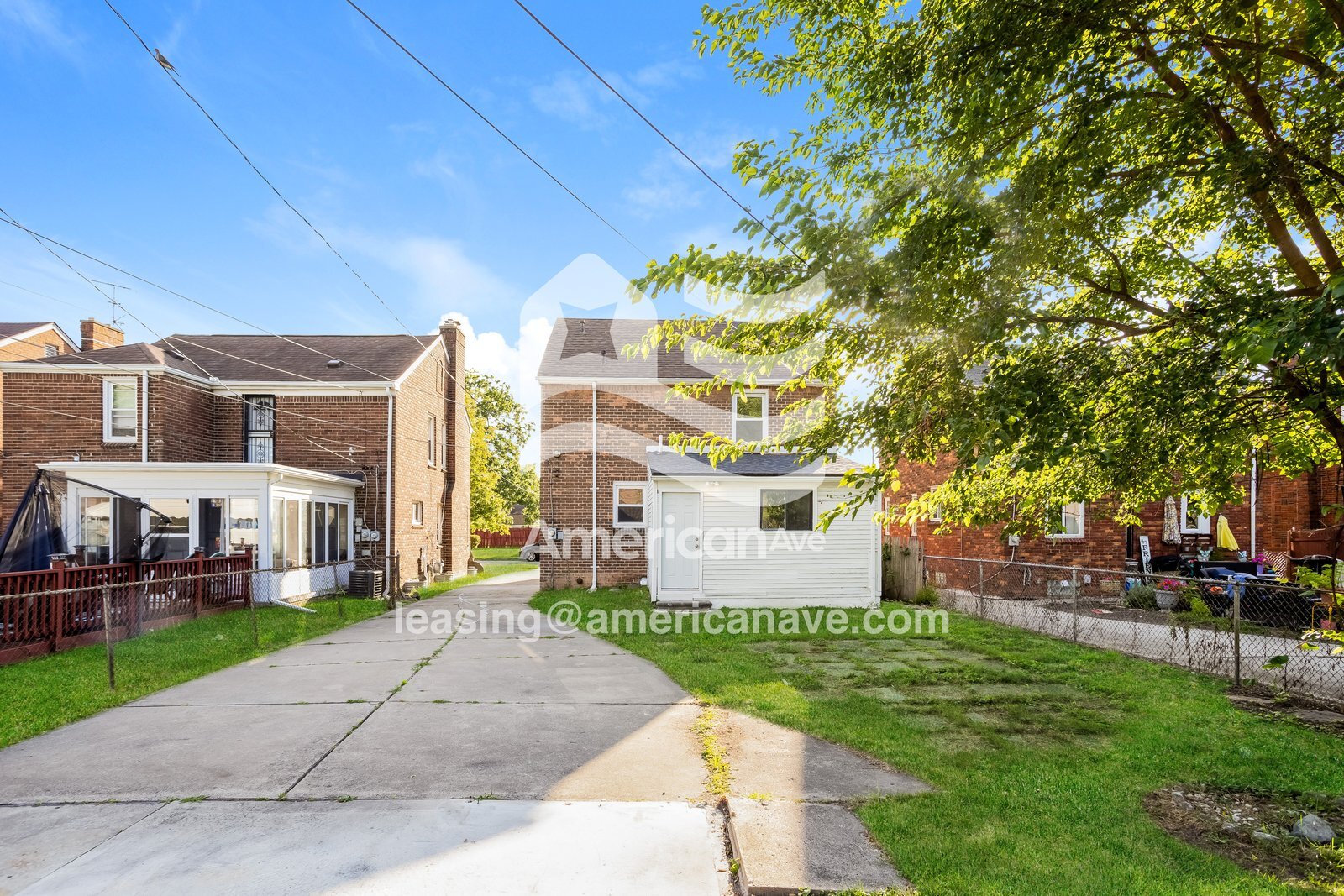 Building Photo - 5766 3 Mile Dr