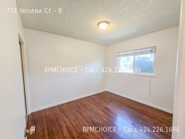 Building Photo - 731 Indiana Ct
