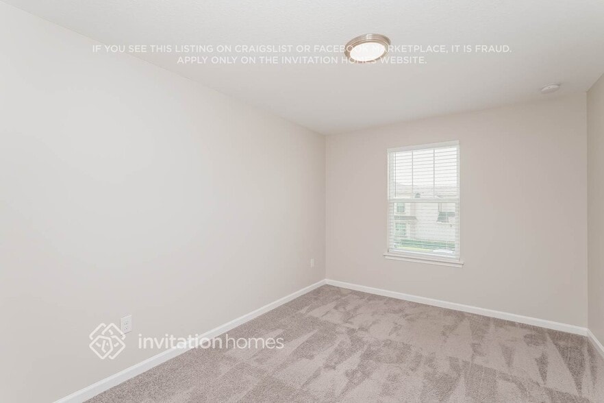 Building Photo - 12411 Trailhead Dr