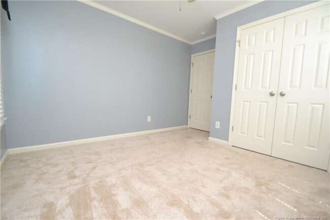 Building Photo - 5909 Royal Coach Ct
