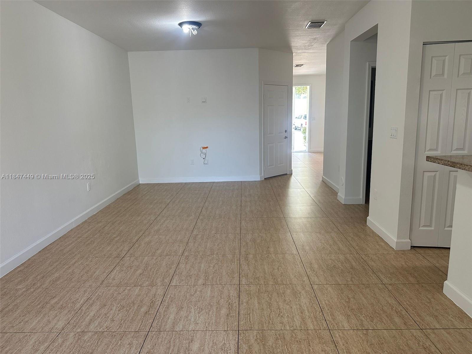 Building Photo - 10717 NW 75th Ter