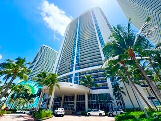 Building Photo - 1800 S Ocean Dr