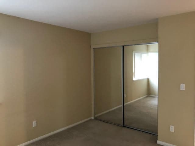 Building Photo - Very Nice 1 Bedroom 1 Bathroom Condo!