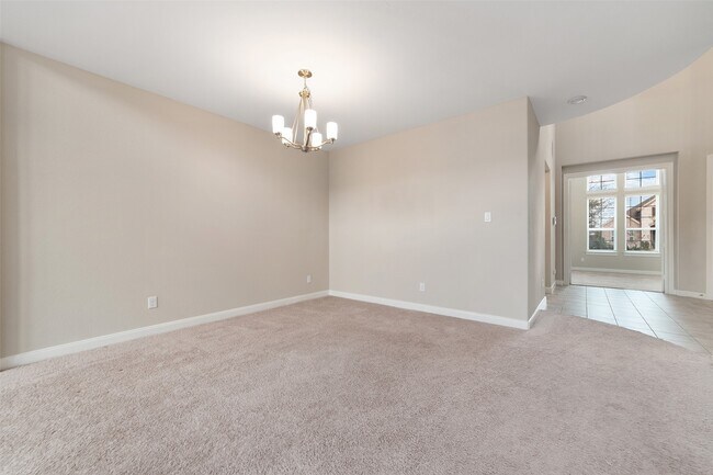 Building Photo - 1984 Highland Meadows Dr