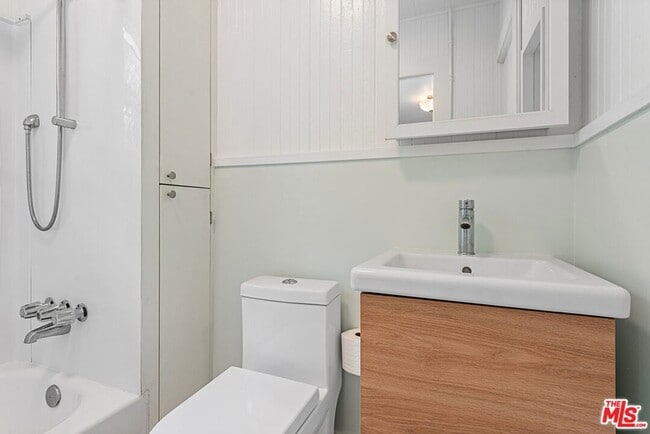 Building Photo - 2650 2nd St