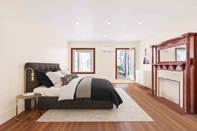 Building Photo - 313 W 71st St