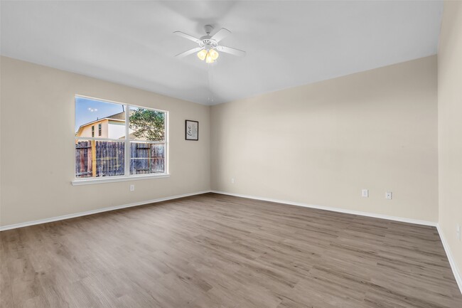 Building Photo - 20806 Dewberry Creek Ln