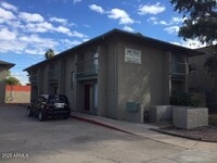 Building Photo - 2309 N 28th St