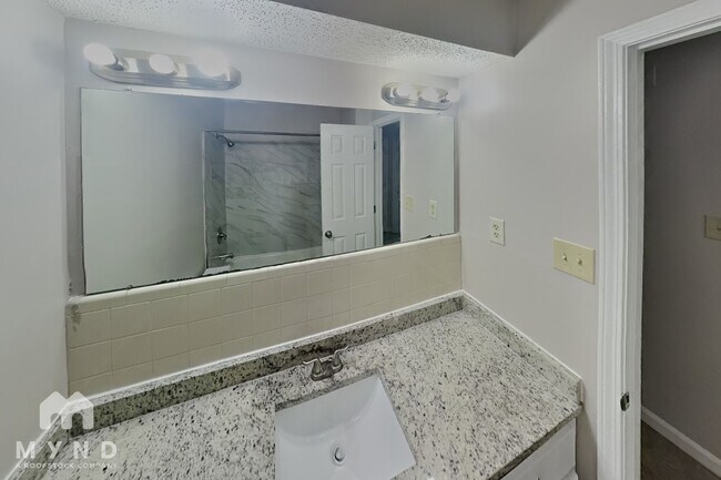 Building Photo - 7002 Timber Rise Cove