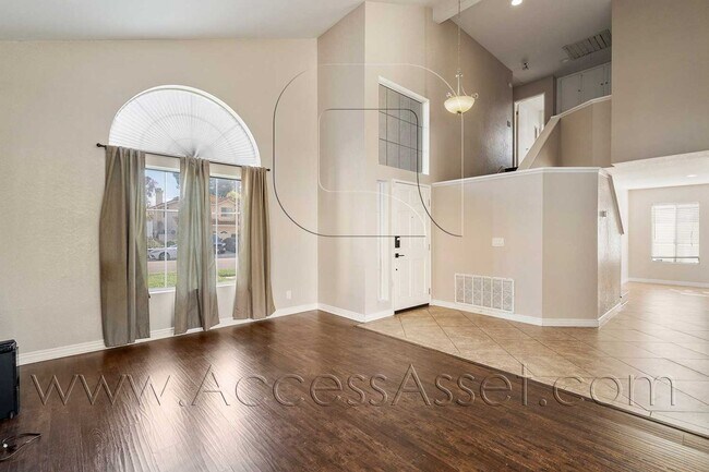 Building Photo - Beautiful 3 Bed/3 Bath Home In Temecula!