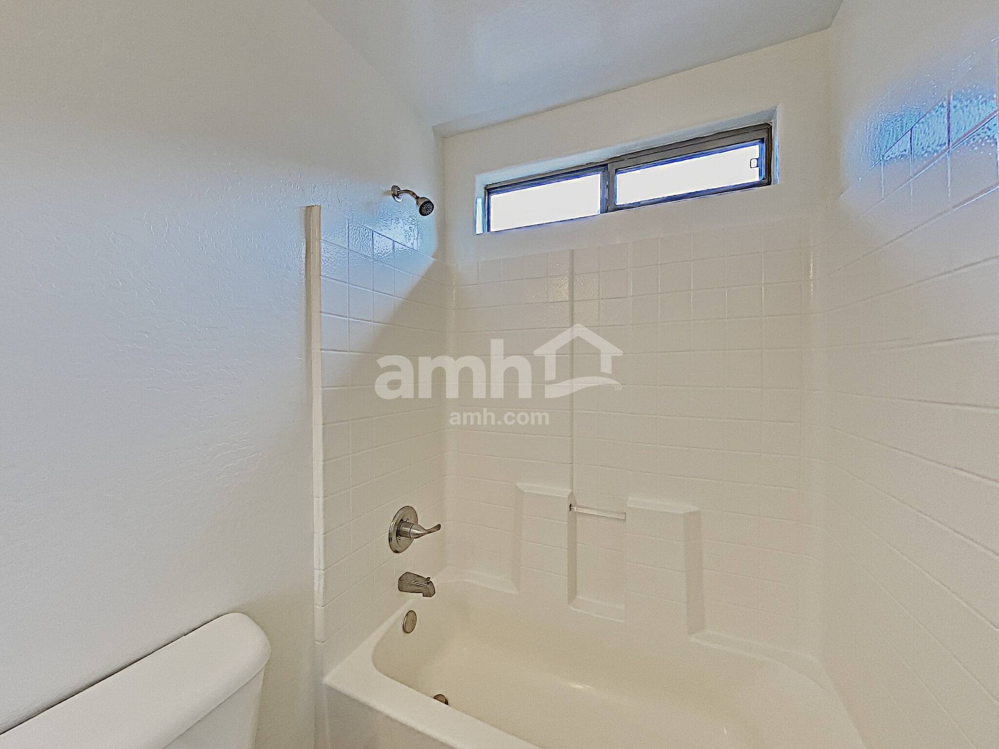 Building Photo - 16194 W Shangri La Rd