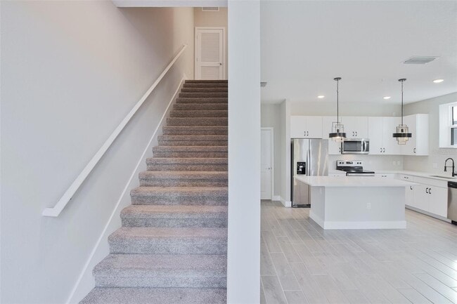 Building Photo - 1800 Houston St