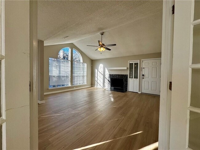 Building Photo - 1107 Sandy Ln Dr