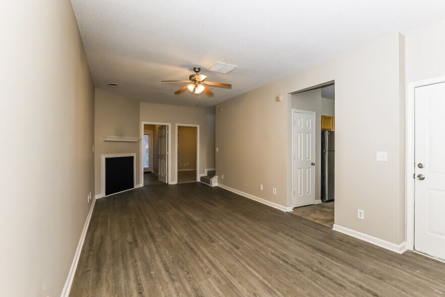 Building Photo - 2249 Crossrail Dr