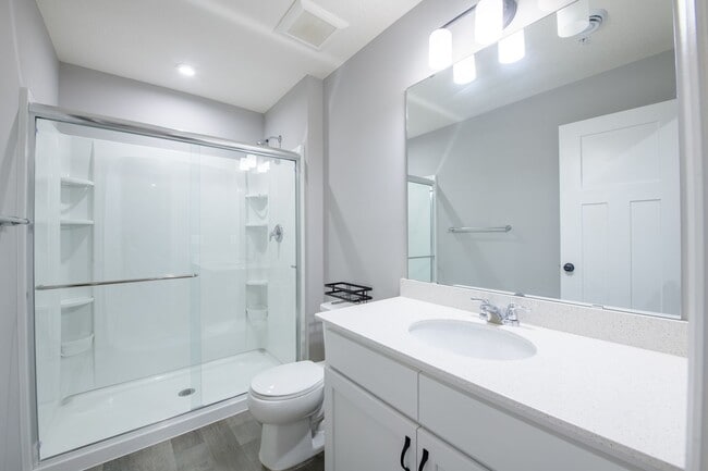 Building Photo - Awesome maple grove 5 bed 4 bath townhome! Pond views, 2 years old!