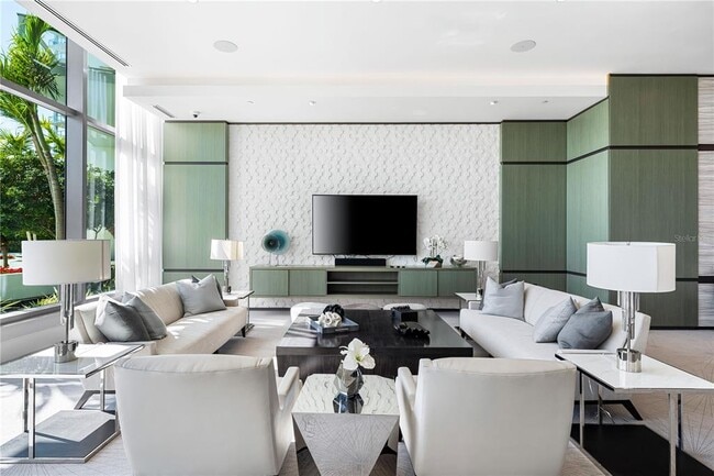 Building Photo - 1155 N Gulfstream Ave