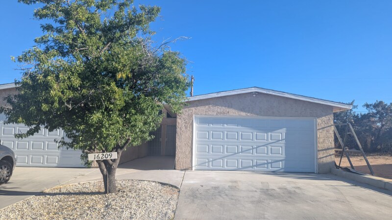 Primary Photo - 16209 Juniper St