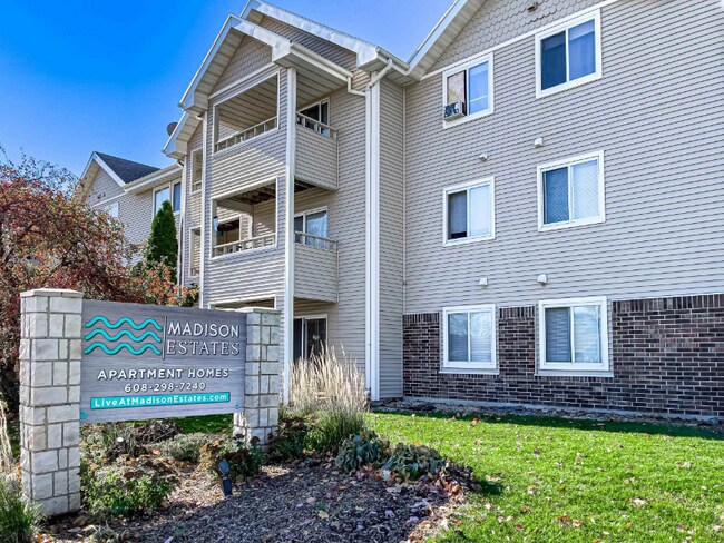 Primary Photo - 1124 Morraine View Dr