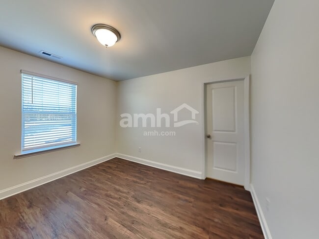 Building Photo - 7023 Garrett Ct