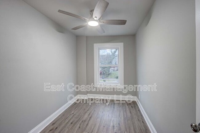 Building Photo - 2619 Loyola Northway