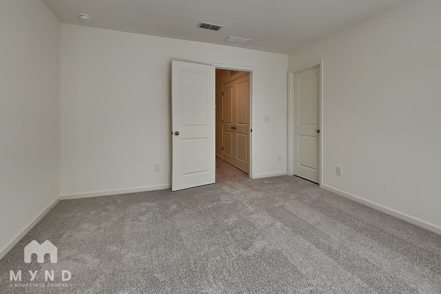 Building Photo - 3017 Fulong Dr