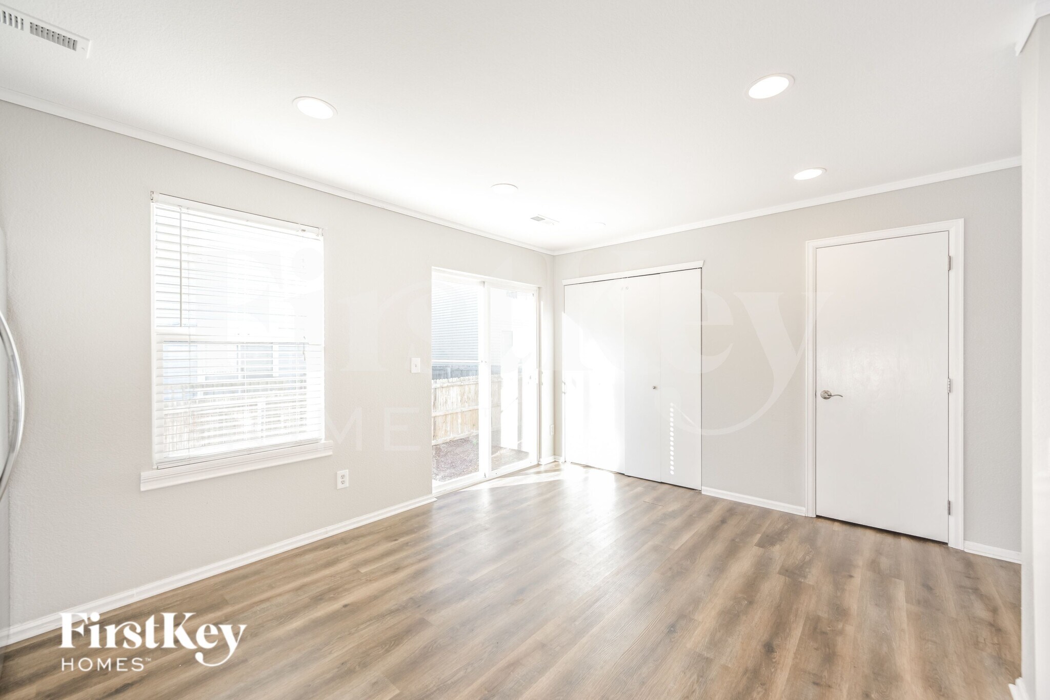 Building Photo - 4646 S Tabor Way