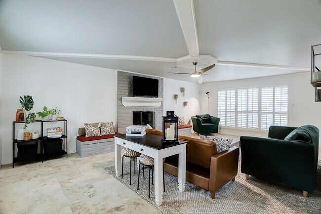 Building Photo - 12523 Briar Forest Dr