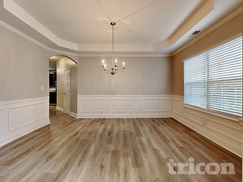 Building Photo - 5713 Pahaska Ct