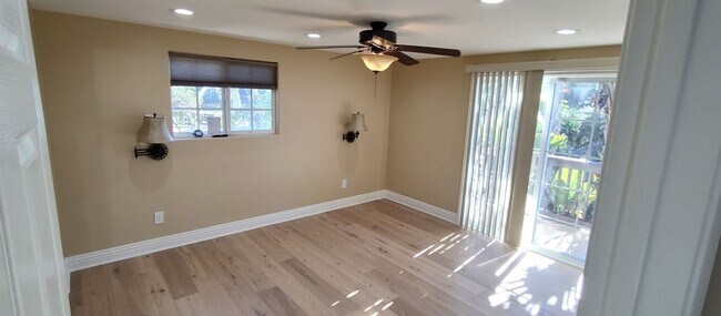 Building Photo - Upgraded Two Story Home - Bay Ho - View Lot - Central AC