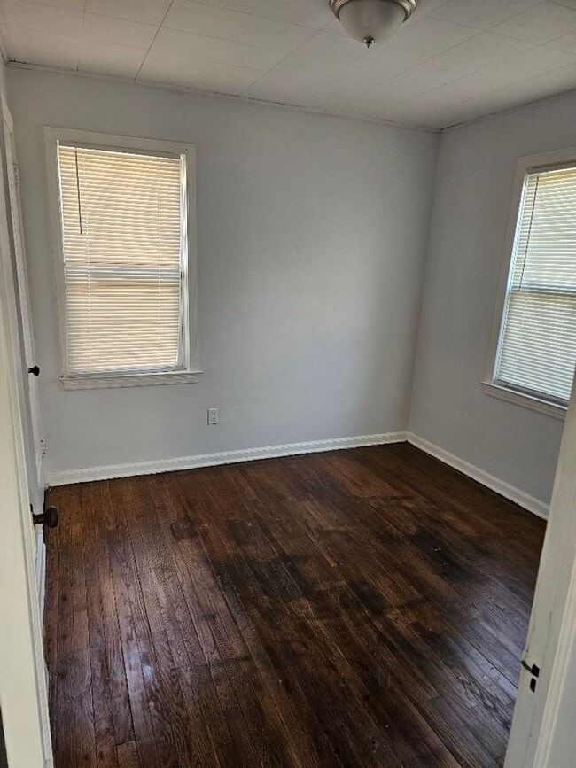 Building Photo - 12505 Laing St