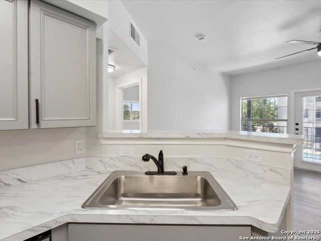 Building Photo - 2320 Gracy Farms Ln