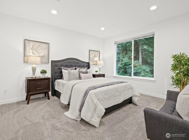 Building Photo - 14825 35th Ave W