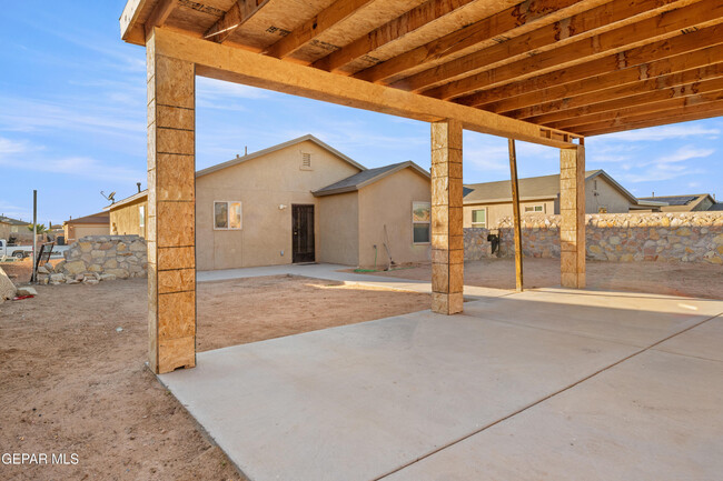 Building Photo - 760 Villa Seca Dr