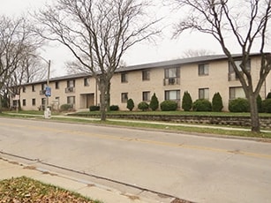 Primary Photo - Sunny Crest Apartments