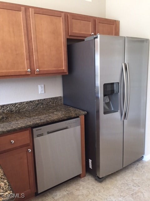 Building Photo - 1208 SW 35th Terrace