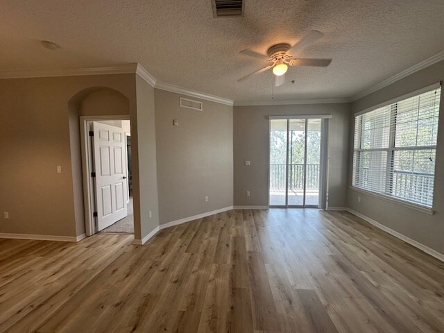 Building Photo - 11565 Mizzon Dr #821
