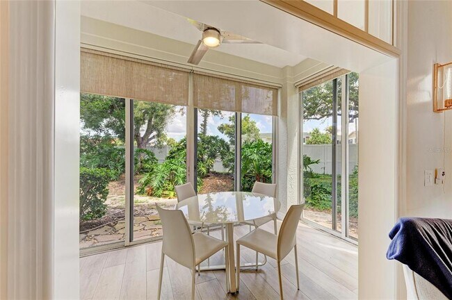 Building Photo - 3605 54th Dr W