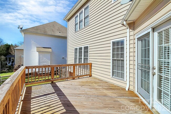 Building Photo - 14308 Harvington Dr